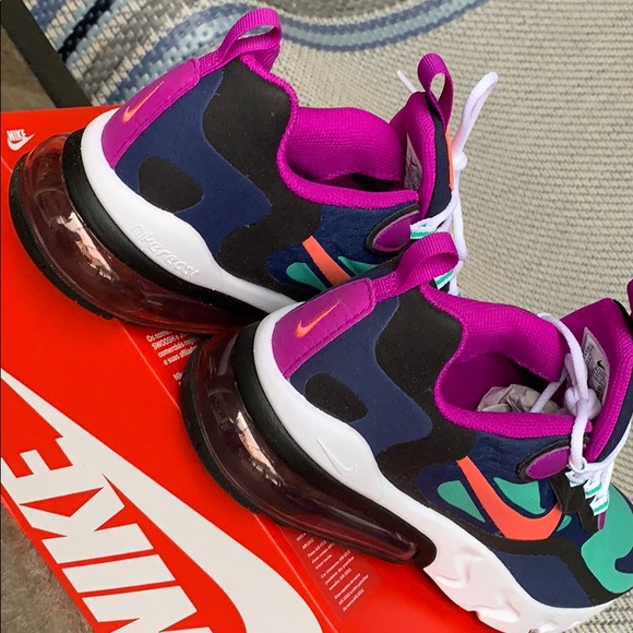 NIKE AIR MAX 270 REACT GS - Picture 11 of 16